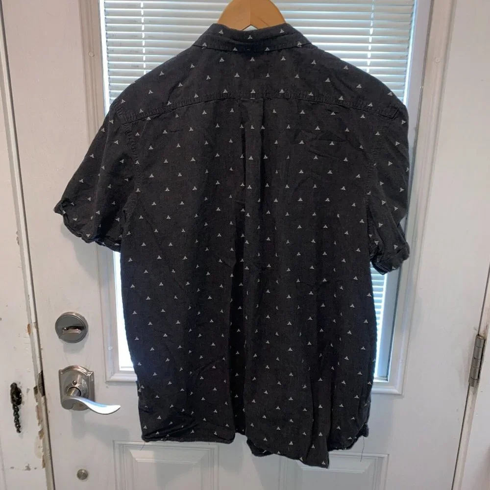 North Face Shirt Mens‎ XL Gray Teepees Chest Pocket Button Front 100% Cotton